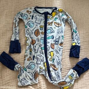 Little sleepies game day zippy